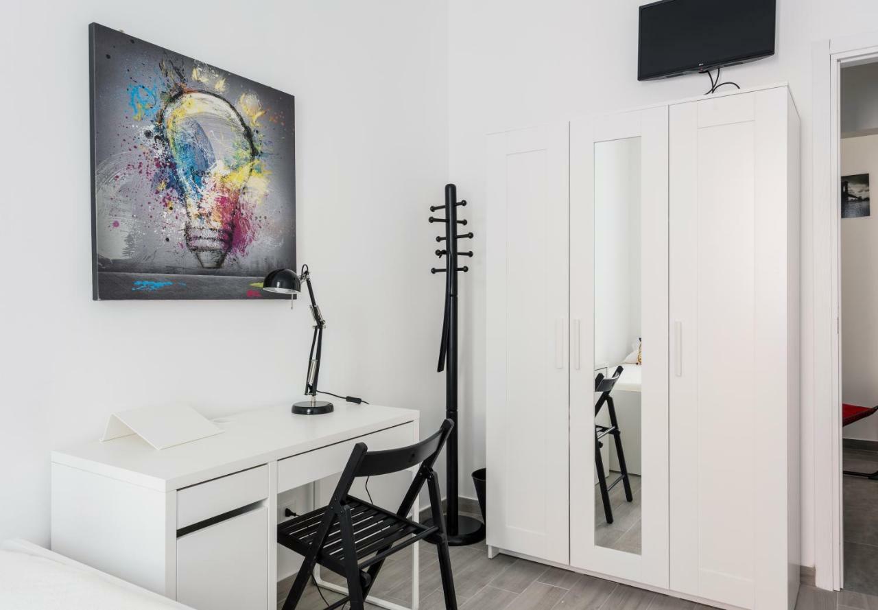 Comfortable Family Group Apartment Via Paruta Milano Exterior foto